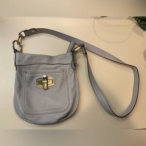 B. Makowsky cross body purse in grey